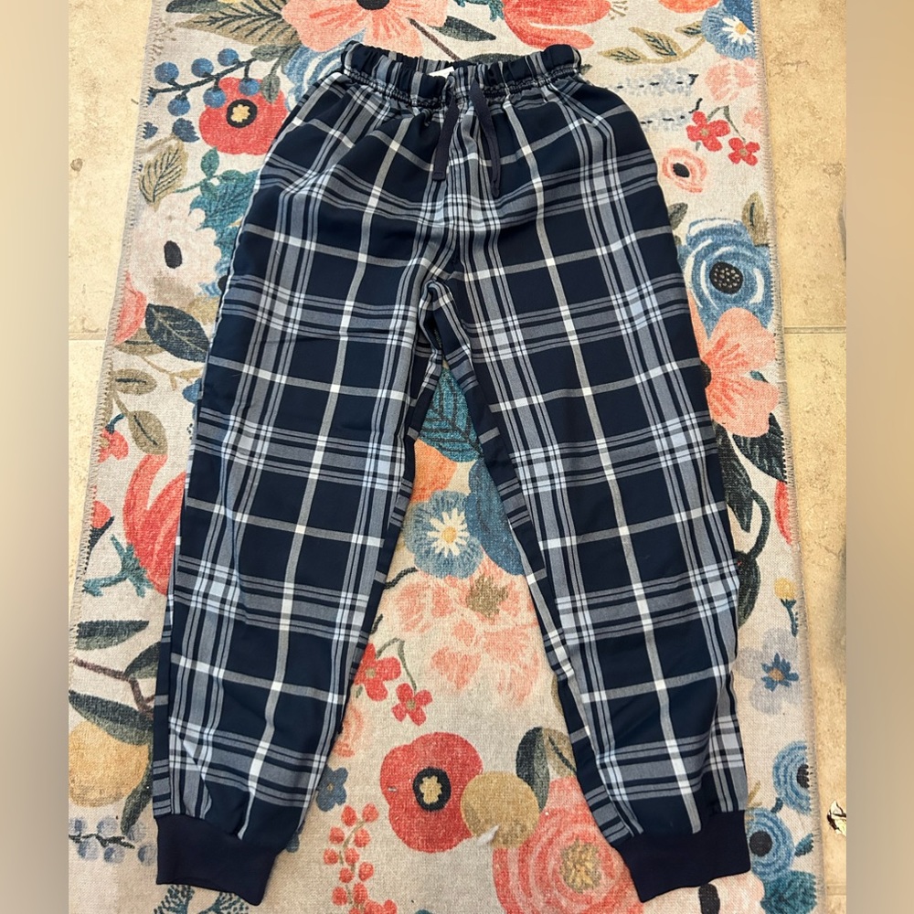 Tucker +Tate boy S pajama pants, blue plaid. Euc
